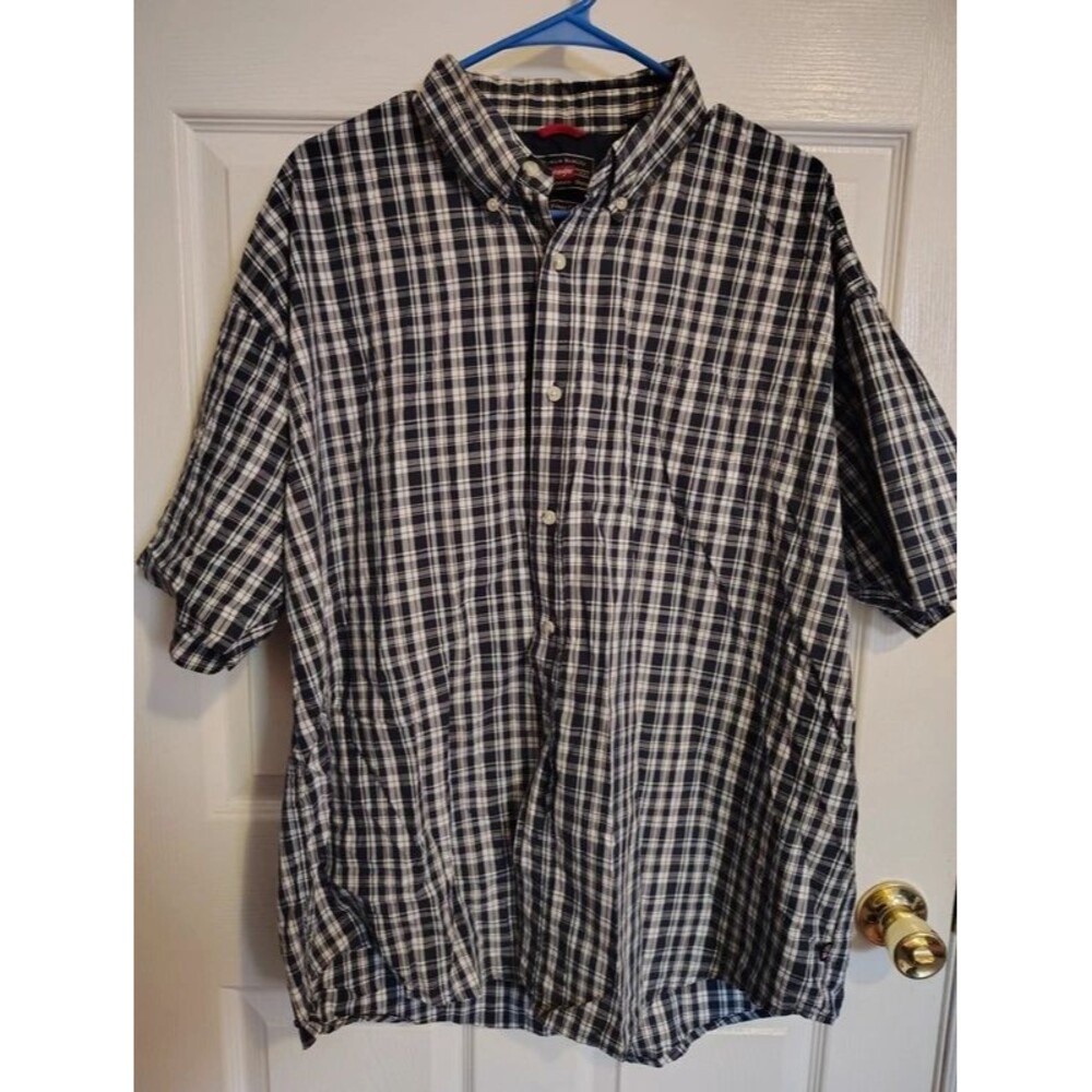 Wrangler Men's XL Blue White Plaid Short Sleeve Button-Down Shirt Pockets